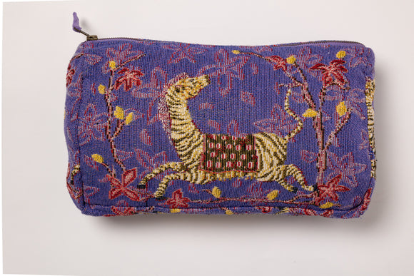 Zebra kosmetiktaske i violet fra AU Maison