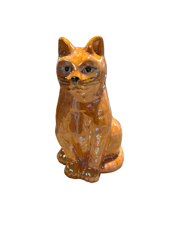 Lille katte vase vist i boligindretning